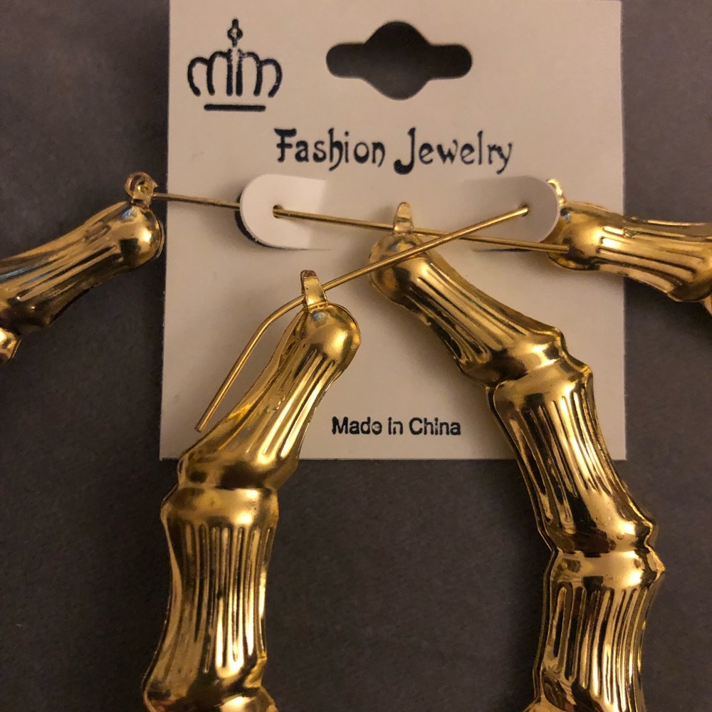 Gold hoops - Picture 2 of 2